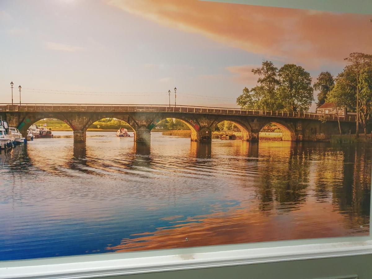 Shannon Bridge House Carrick-on-Shannon Екстер'єр фото