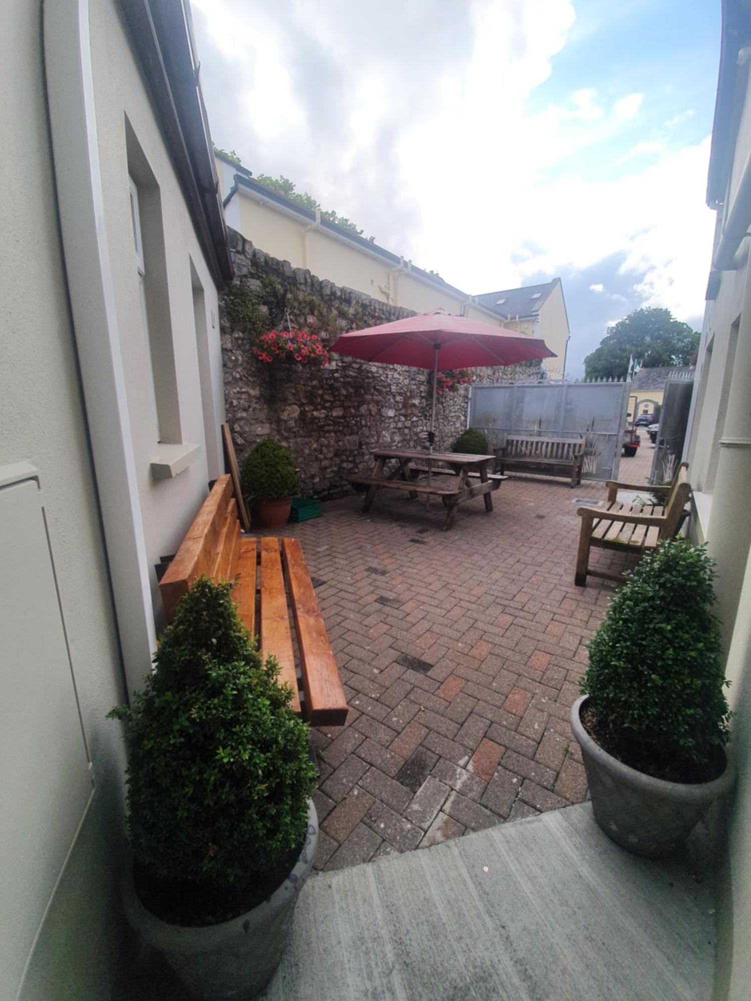 Shannon Bridge House Carrick-on-Shannon Номер фото